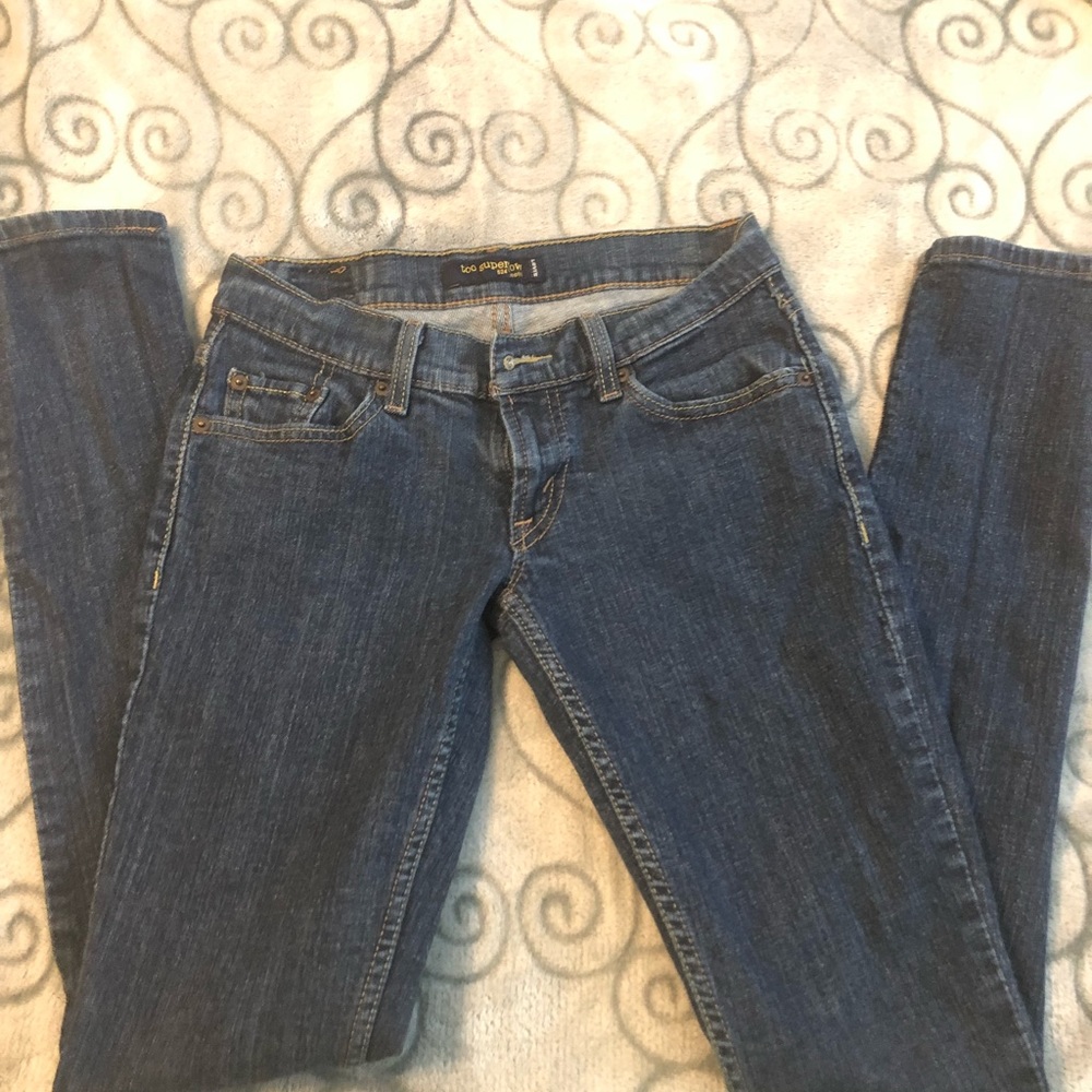 Levi’s jeans medium wash.